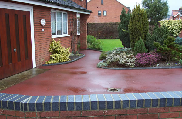 De ce este asfaltul principalul material pentru pavarea drumurilor si a curtilor?