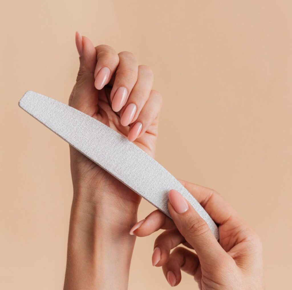 Tehnici de manichiură pentru începători