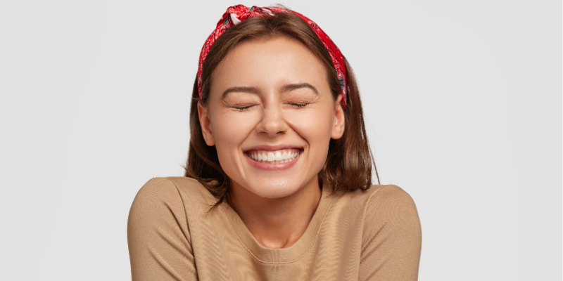 Beneficiile unui implant dentar