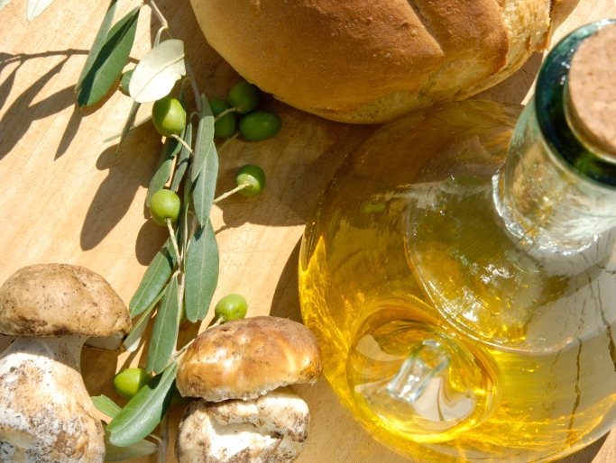 Uleiul de masline extravirgin – 5 lucruri pe care nu le cunosti