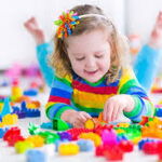 5 jucarii care nu ar trebui sa ii lipseasca niciunui prichindel