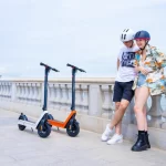 Cum se dezvoltă copilul tău cu ajutorul trotinetei electrice