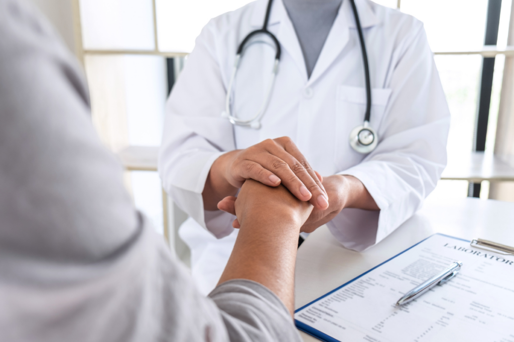 Halate medicale brodate – profesionalism, identitate și eleganță 