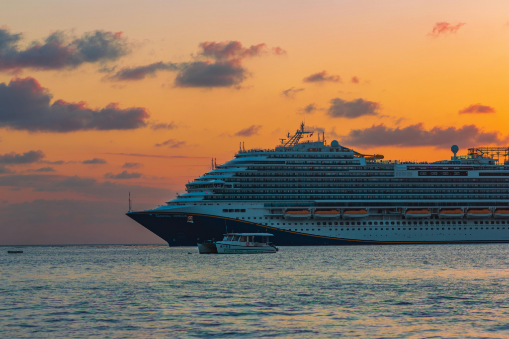 Royal Caribbean croaziere: vacanțe spectaculoase pentru cei care vor mai mult decât un simplu itinerariu