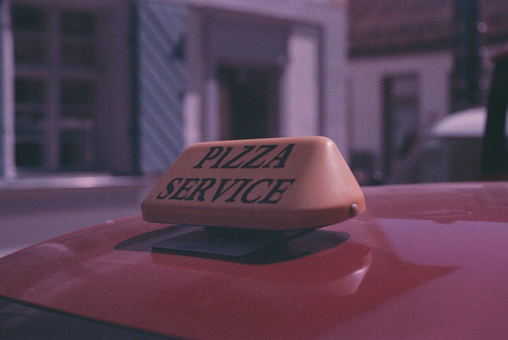 pizza cu livrare la domiciliu